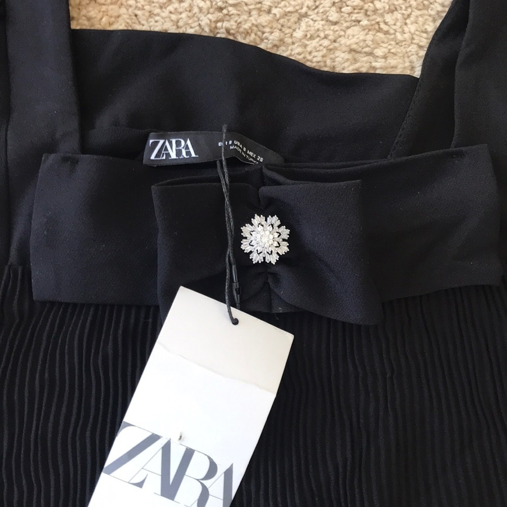 NWT! Zara small pleated long sleeve blouse. - Picture 7 of 8